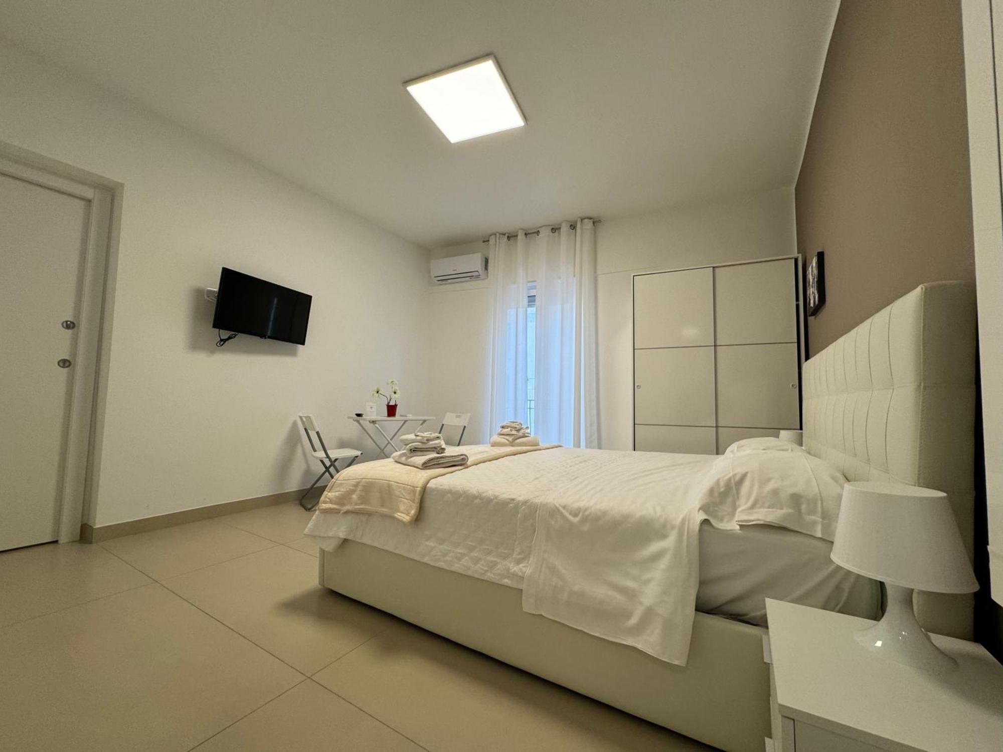 Four Rooms Naxos Giardini Naxos Dış mekan fotoğraf